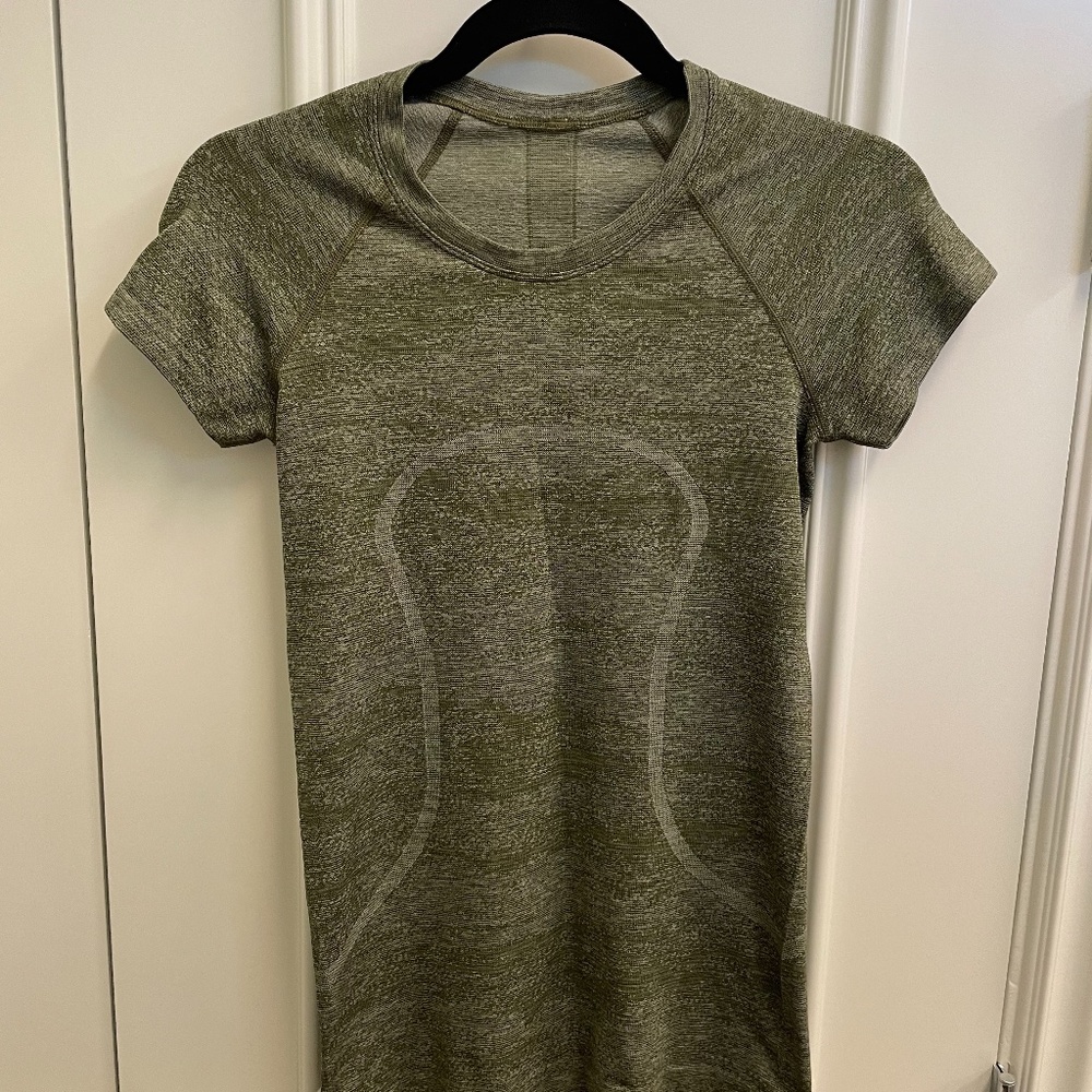 Lululemon Swiftly Tech Green Short Sleeve